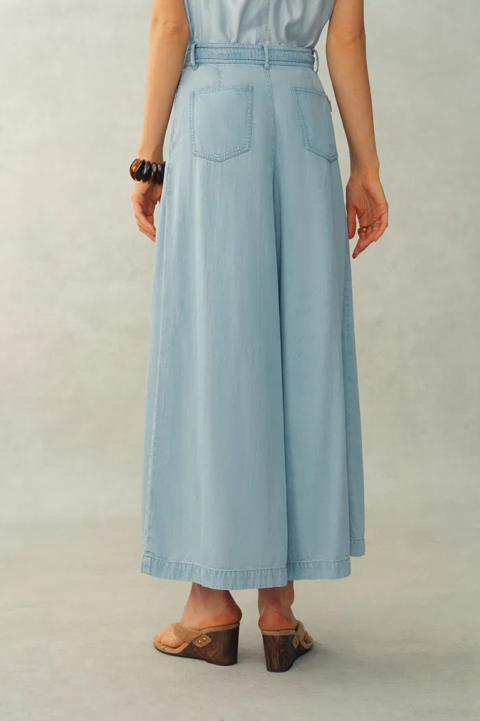 Ivy Elasticated Waist Wide-Leg Jeans in Tencel Denim - Image 4