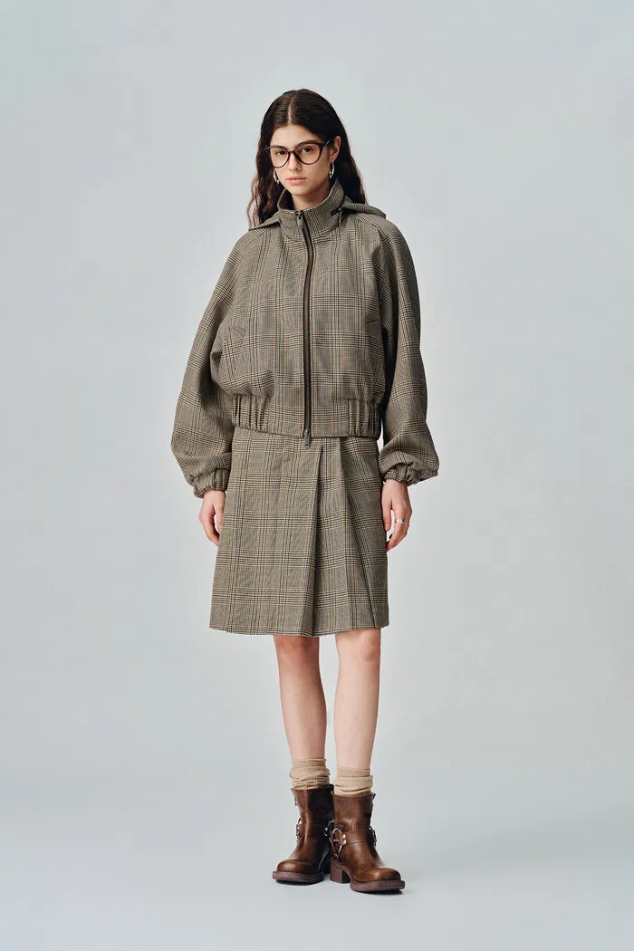 Javia Plaid Pleated Skirt in Prince of Wales Merino Wool - Image 2