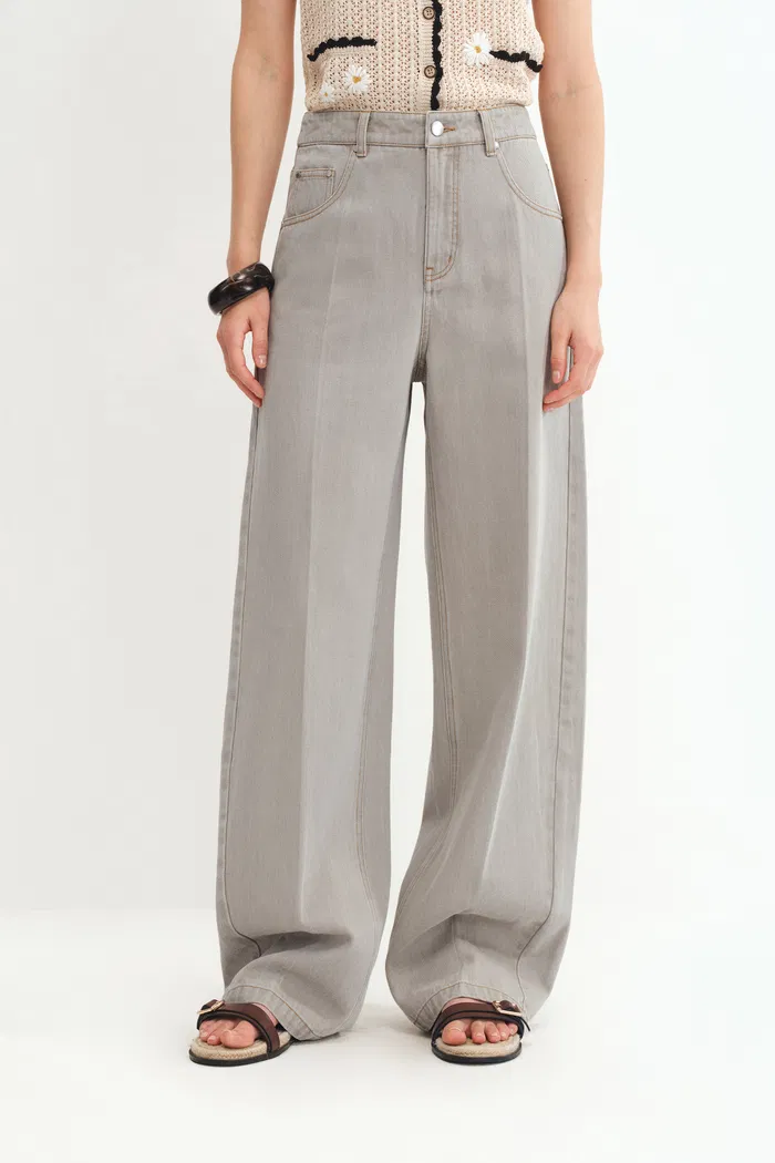 Karin Baggy Jeans in Washed Cotton Denim - Image 4