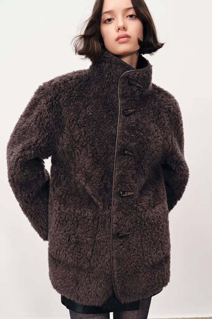 Lene Reversible Faux Fur and Leather Jacket in Merino Wool Teddy - Image 6