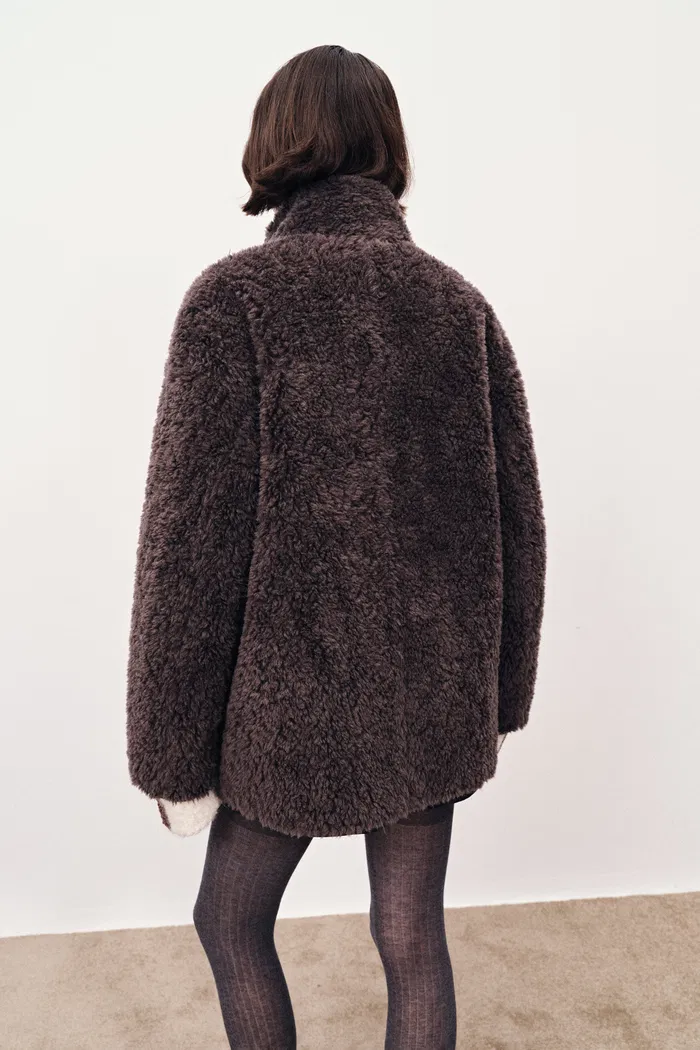 Lene Reversible Faux Fur and Leather Jacket in Merino Wool Teddy - Image 7