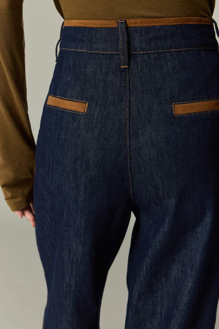 Liberty Two-Tone Jeans in Cotton Denim - Image 8