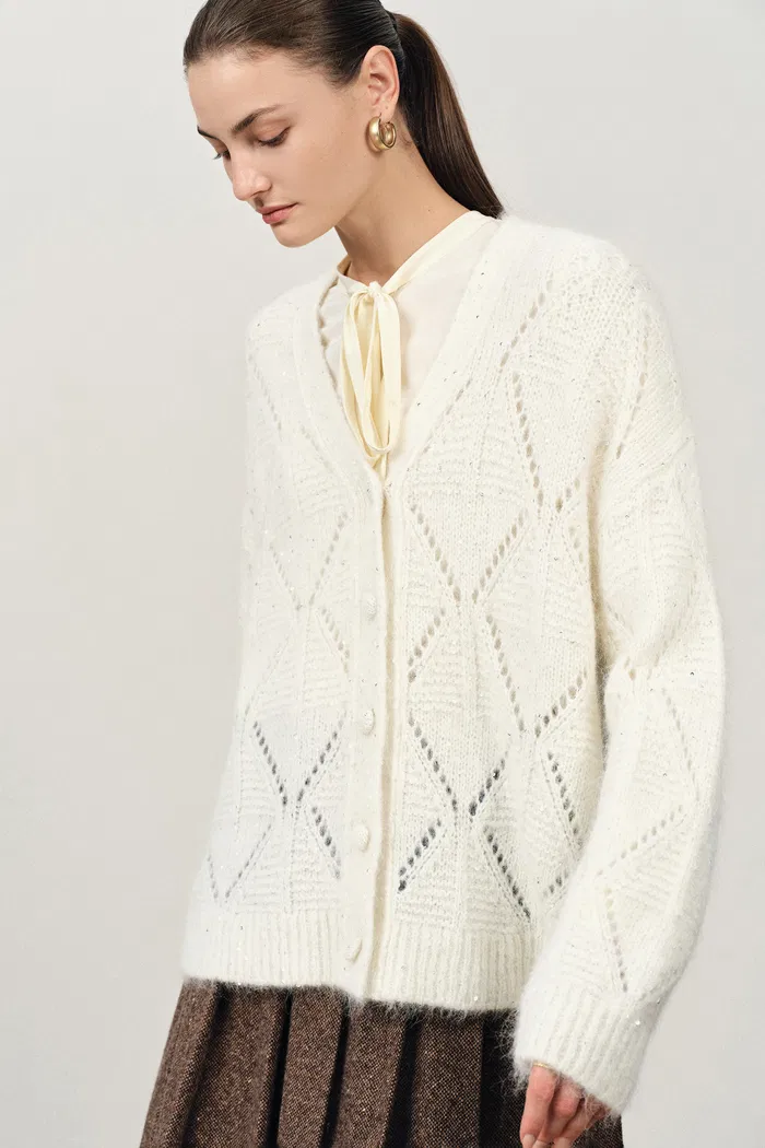 Lila Sparkling Cardigan in Alpaca Sequin Yarn - Image 5