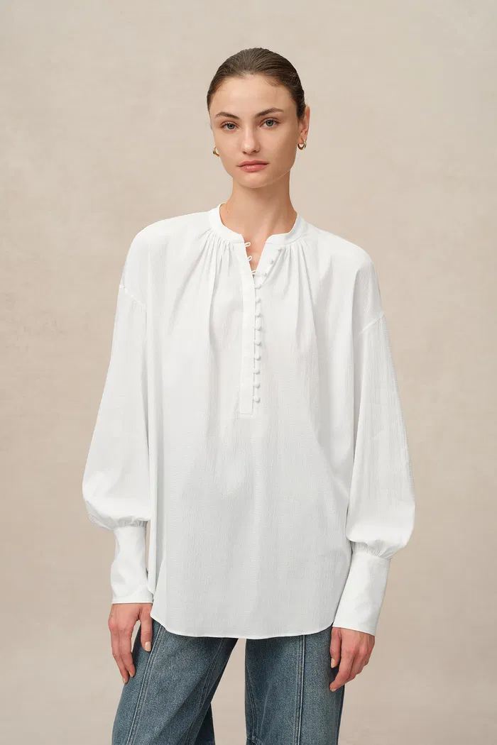 Lila Stand Collar Blouse in Tencel-Cotton - Image 2