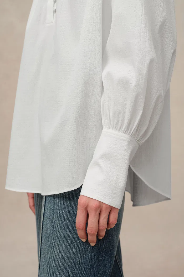 Lila Stand Collar Blouse in Tencel-Cotton - Image 7