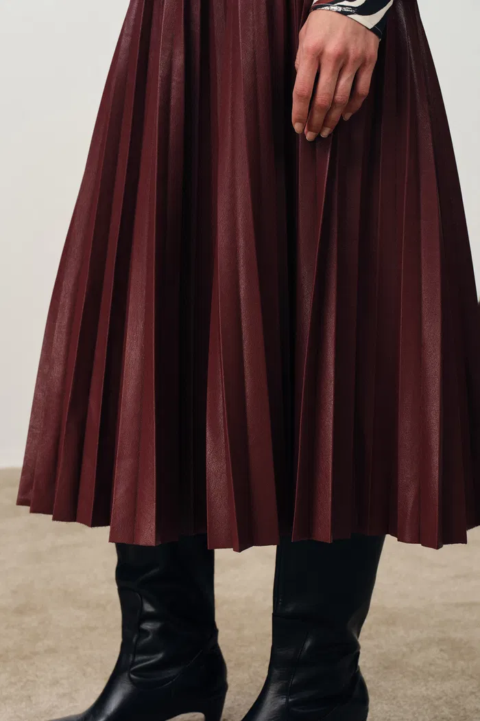Lila Sun Pleated Leather Skirt in Faux Leather - Image 5