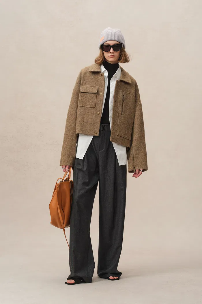 Lily Woolen Short Coat in Midweight Wool Twill - Image 6