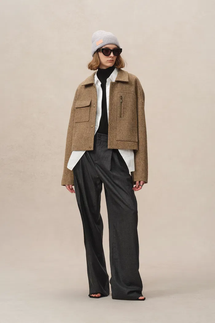Lily Woolen Short Coat in Midweight Wool Twill - Image 7