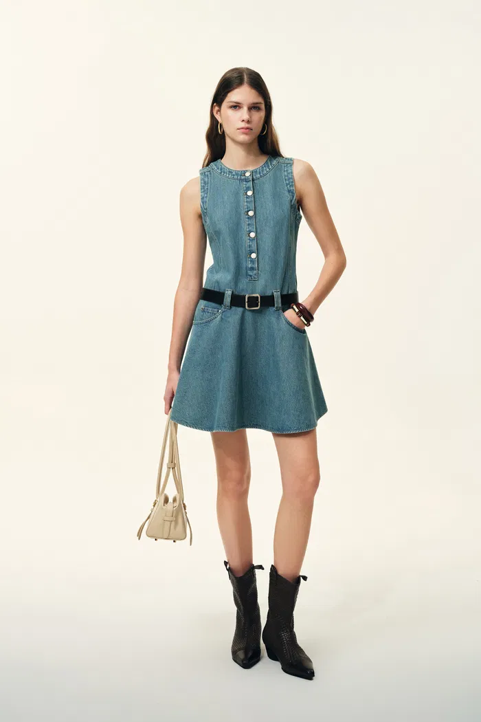 Lisa Lower Waist Belted Sleeveless Dress in Washed Cotton Denim
