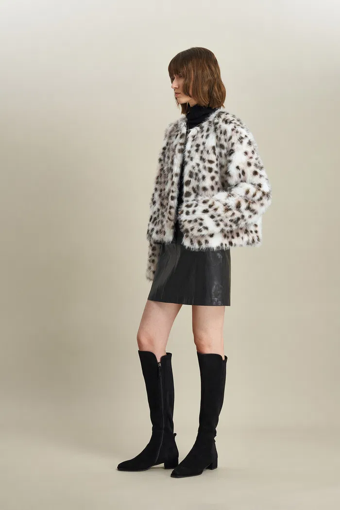 Lucrezia Snow Leopard Coat in Premium Faux Fur - Image 5
