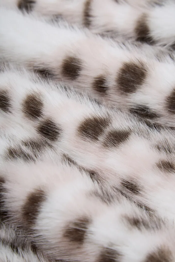 Lucrezia Snow Leopard Coat in Premium Faux Fur - Image 9