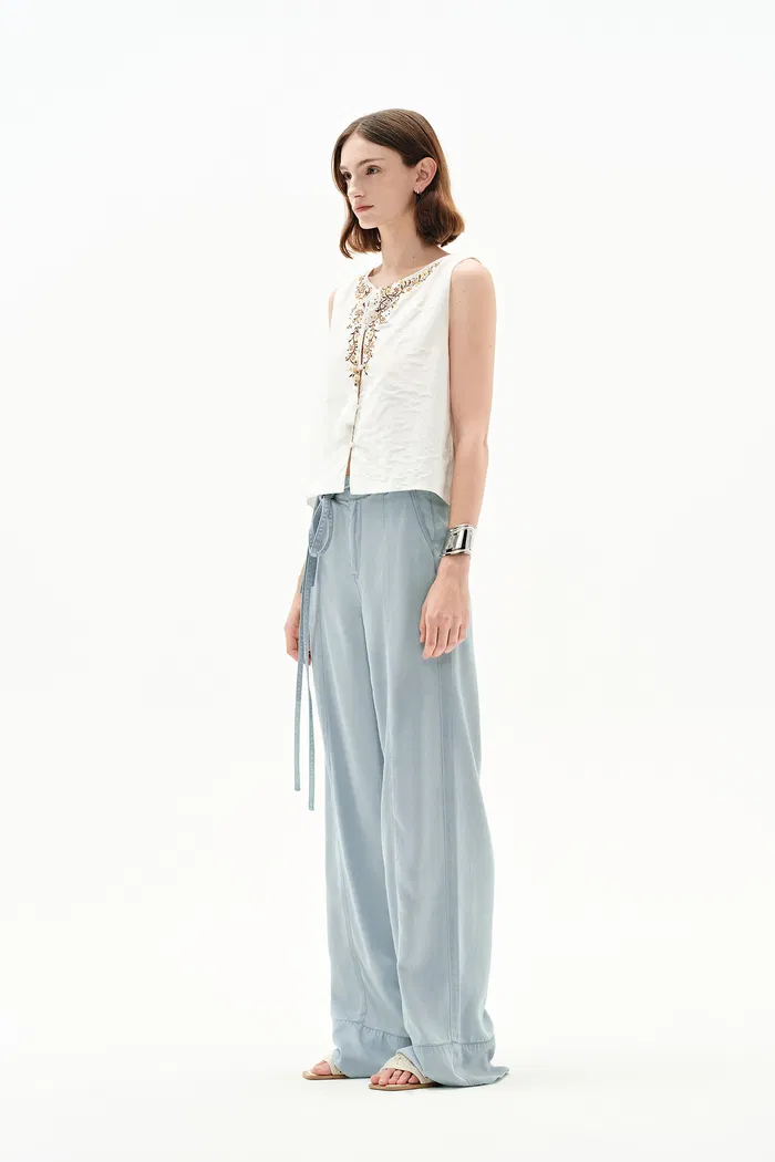 Lucy Light Blue Jeans in Lyocell-Acetate - Image 3