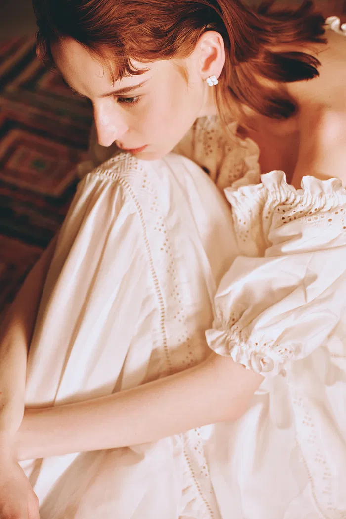 Luise Off-Shoulder Puff Sleeve Top in Silk Cotton - Image 3