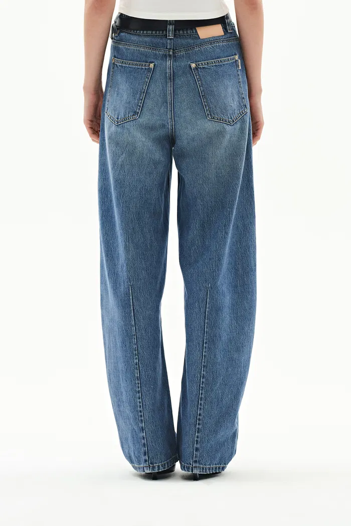 Luna Barrel Leg Jeans in Cotton Denim - Image 3