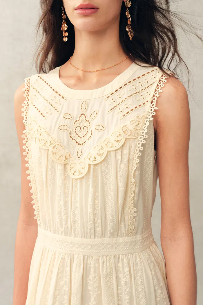 Luna Eyelet Lace Embroidered Sleeveless Dress in Cotton Jacquard - Image 3