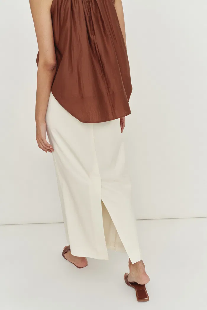 Magalie Straight Skirt in Australian Merino Blend - Image 8