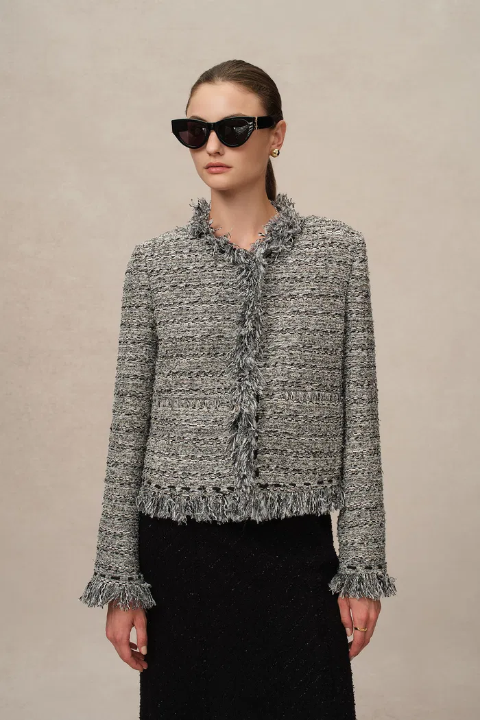 Marcela Coat in Coarse Wool Tweed - Image 4