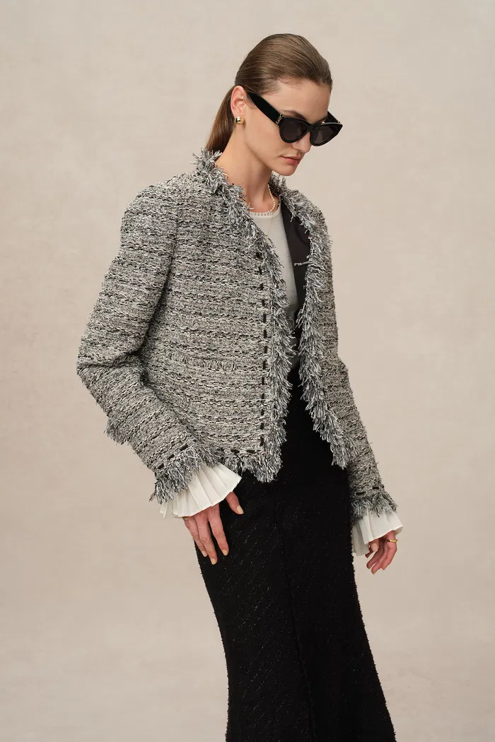 Marcela Coat in Coarse Wool Tweed - Image 5