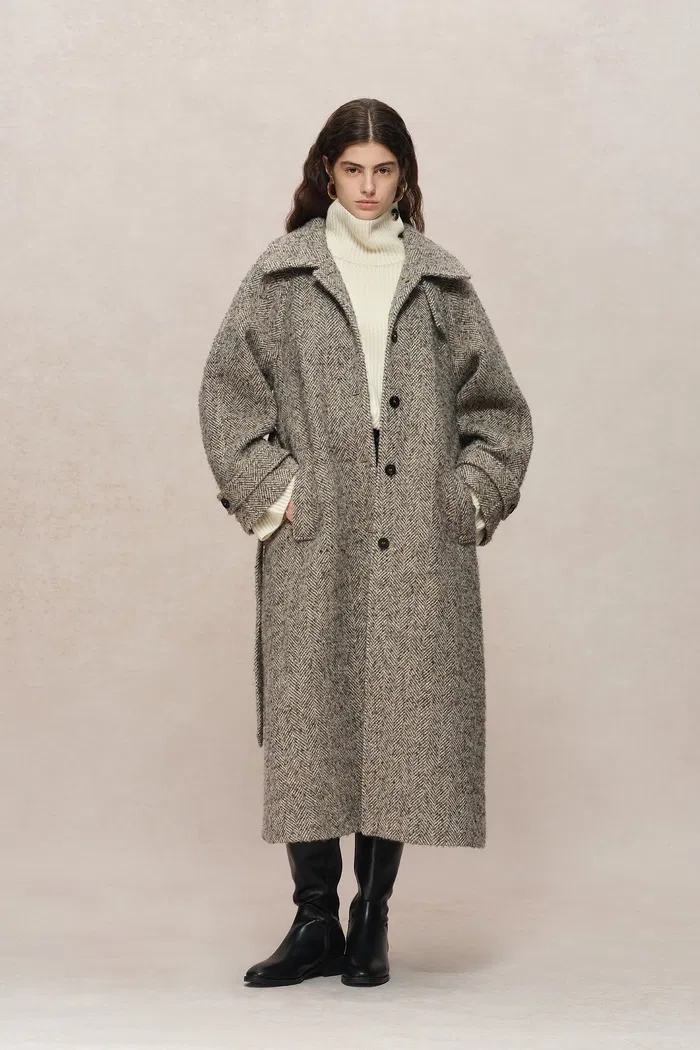 Margot Long Coat in Wool-Alpaca Blend - Image 4