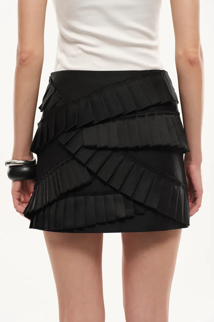 Maze Asymmetric Pleat Skirt in Lightweight Blend - Image 5