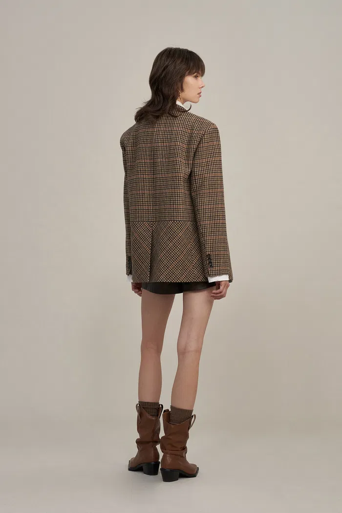 Meare Plaid Blazer in Merino Wool Blend Houndstooth - Image 5