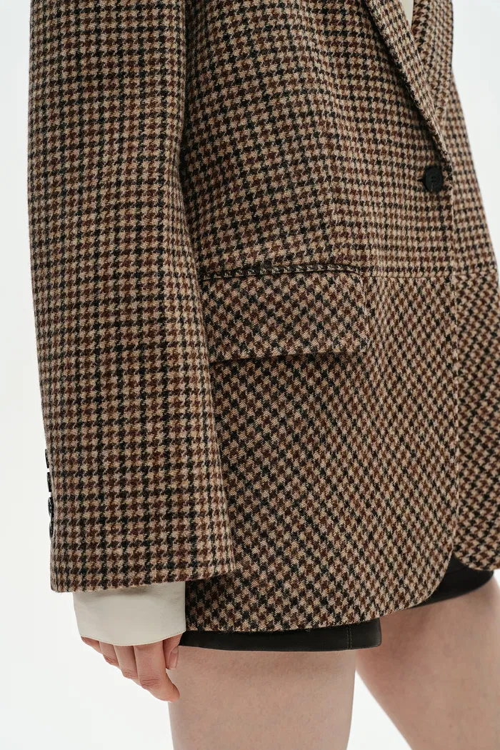 Meare Plaid Blazer in Merino Wool Houndstooth - Image 12