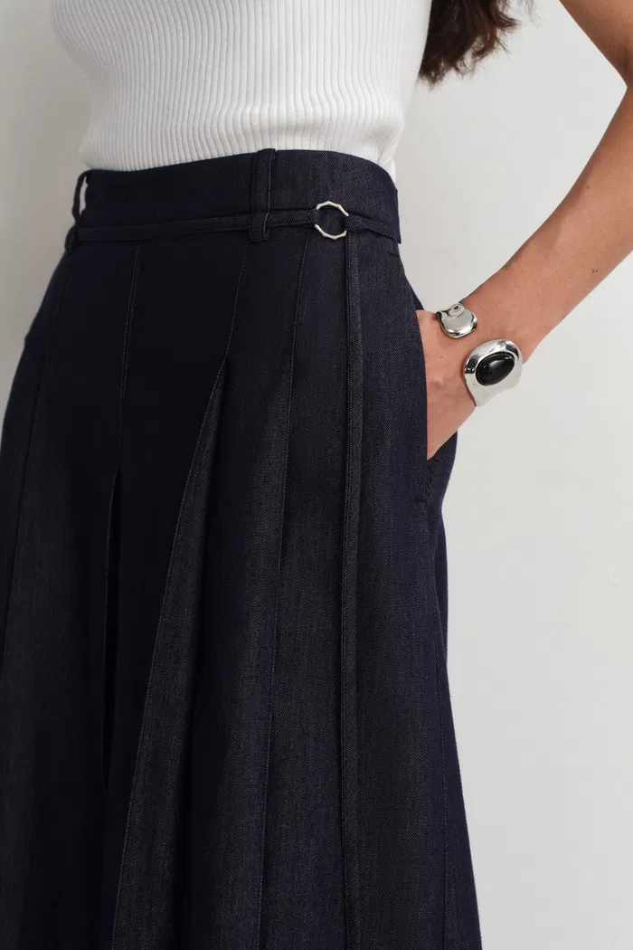 Mignon Mid Rise Wide Leg Culottes in Lyocell Denim - Image 8
