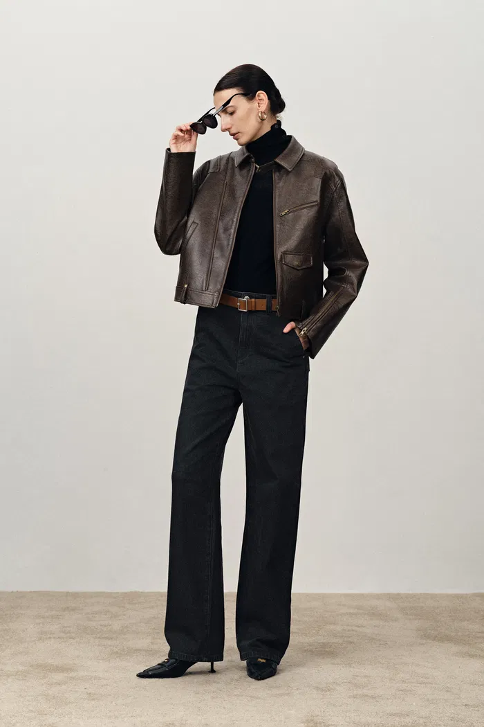 Mola Scimitar Jeans in Stretchy Denim - Image 2