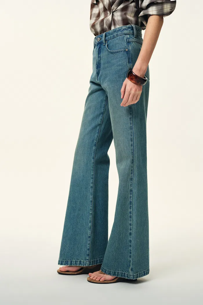 Molly Washed Bootcut Jeans in Cotton Denim - Image 3