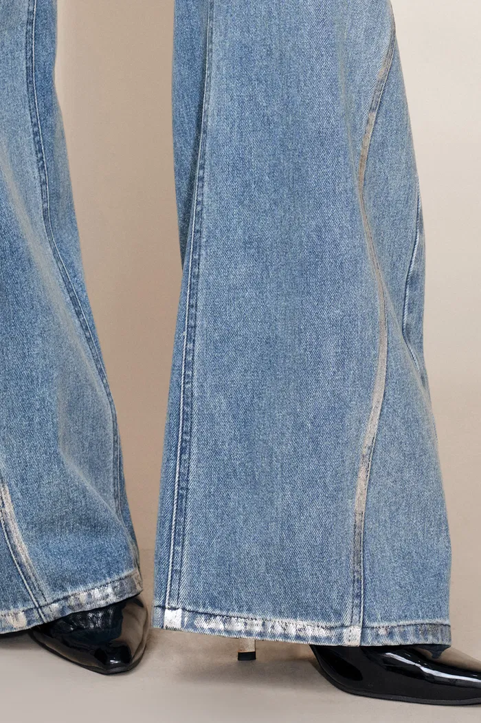 Monroe Silver Back Pocket Jeans in Cotton Denim - Image 6