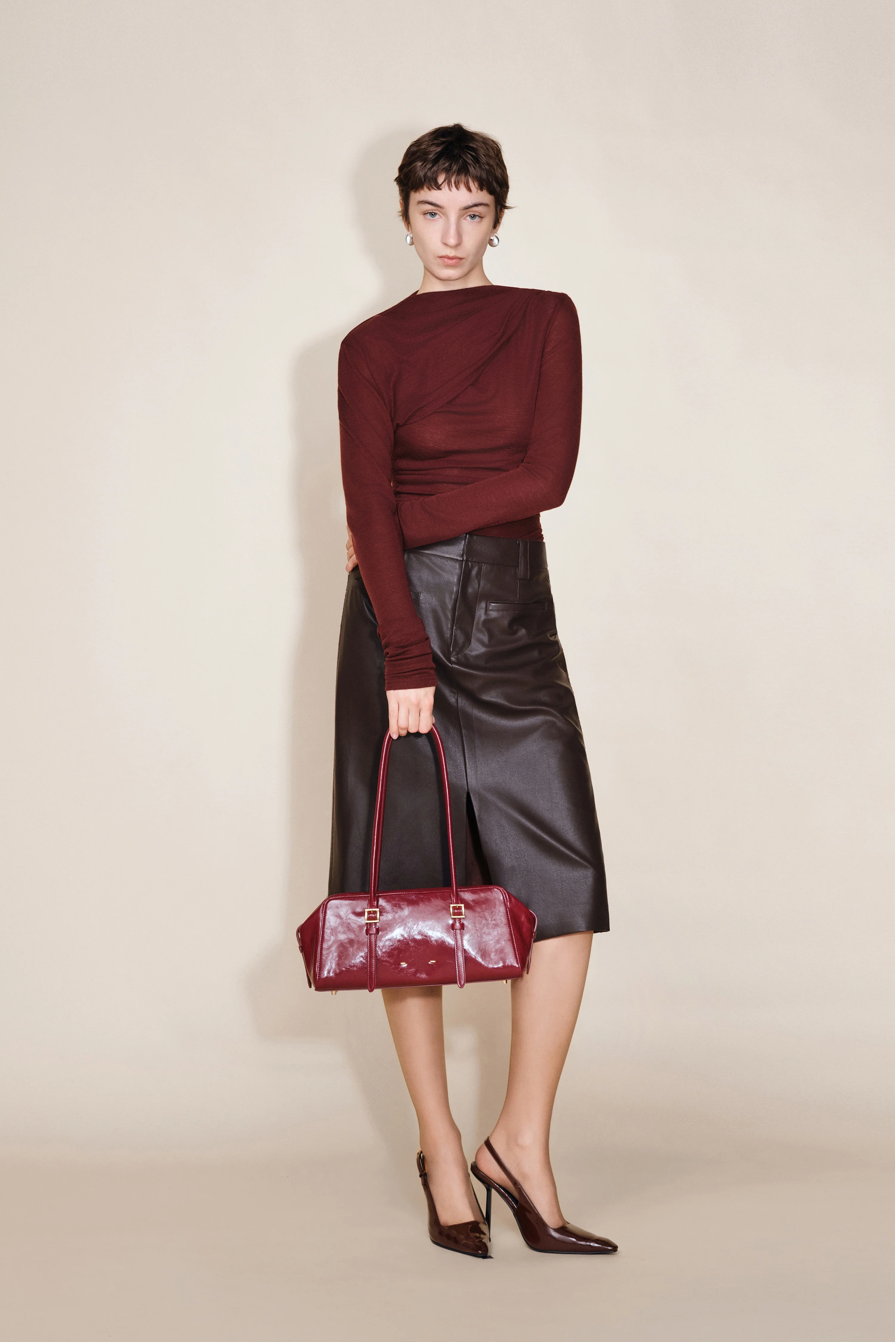 Monti East West Shoulder Bag in Oiled Waxed Top Grain Leather - Image 7