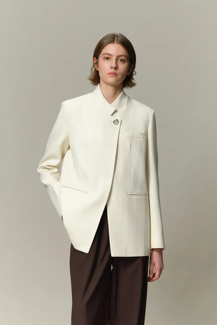 Naomi Blazer in Fine Worsted Wool - Image 2