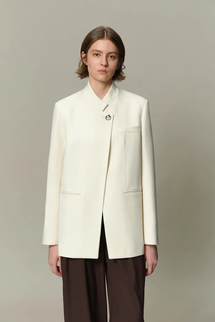 Naomi Blazer in Fine Worsted Wool - Image 5