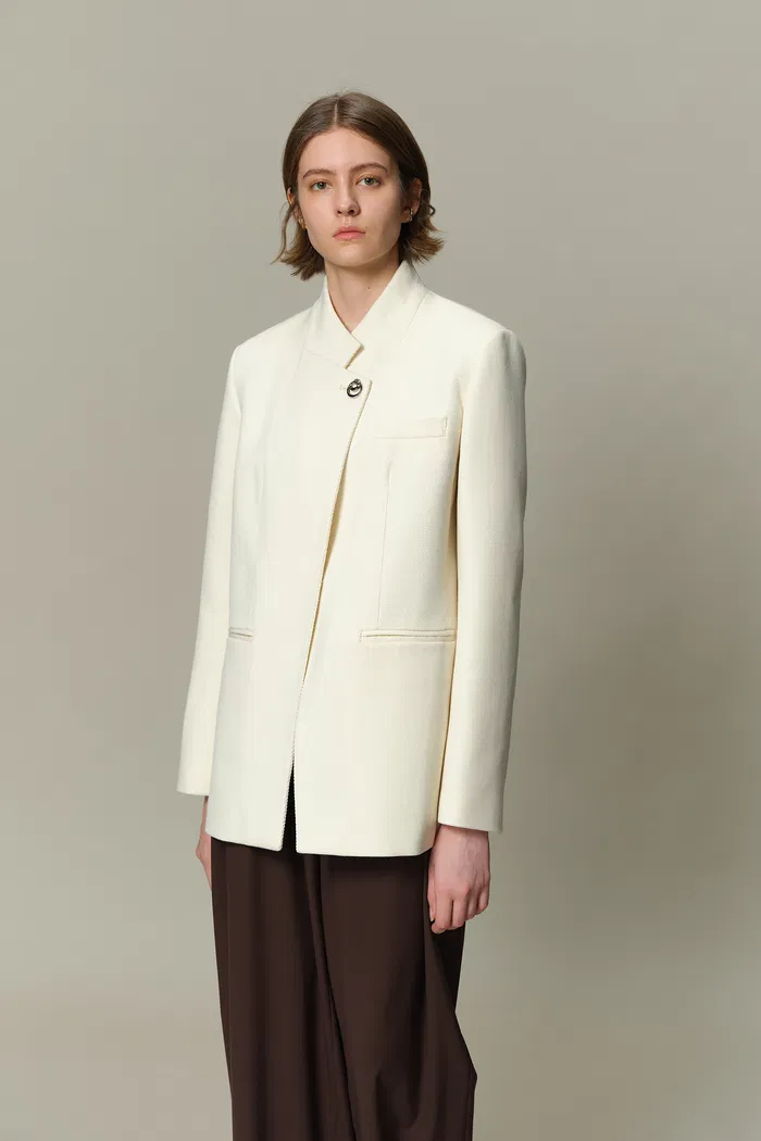Naomi Blazer in Fine Worsted Wool - Image 6