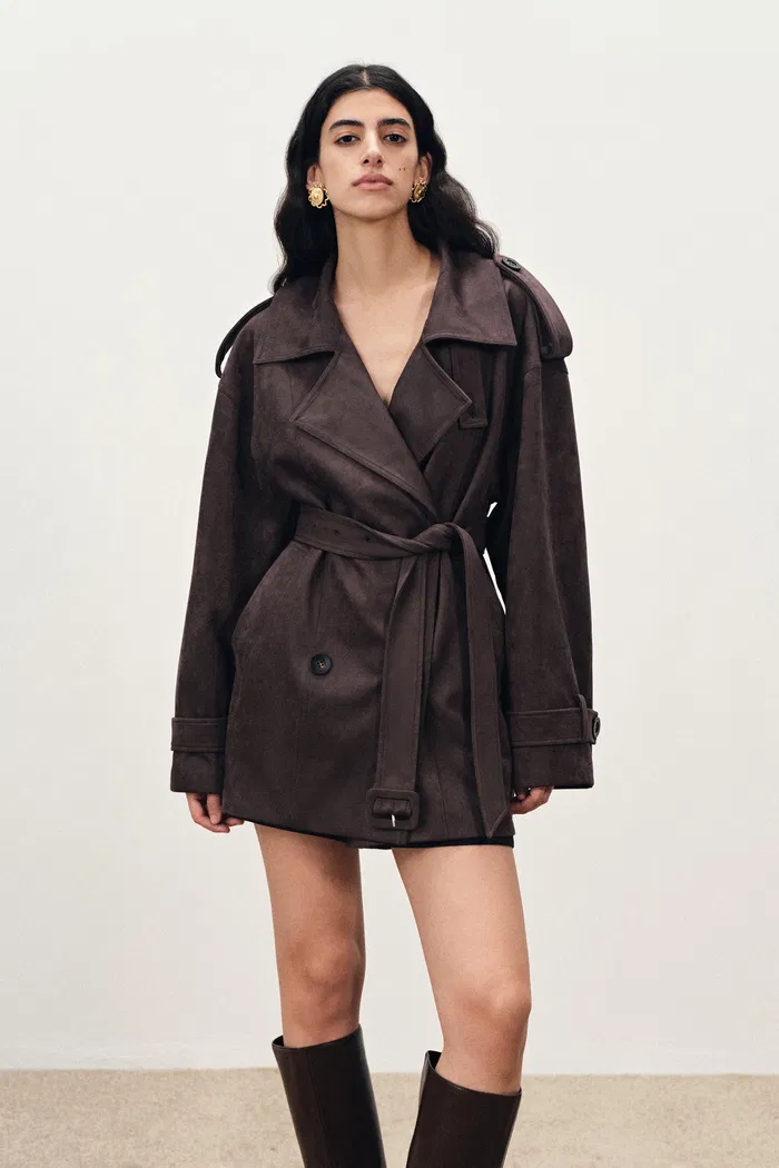 Nellie Large Lapel Short Trench Coat in Faux Suede - Image 2