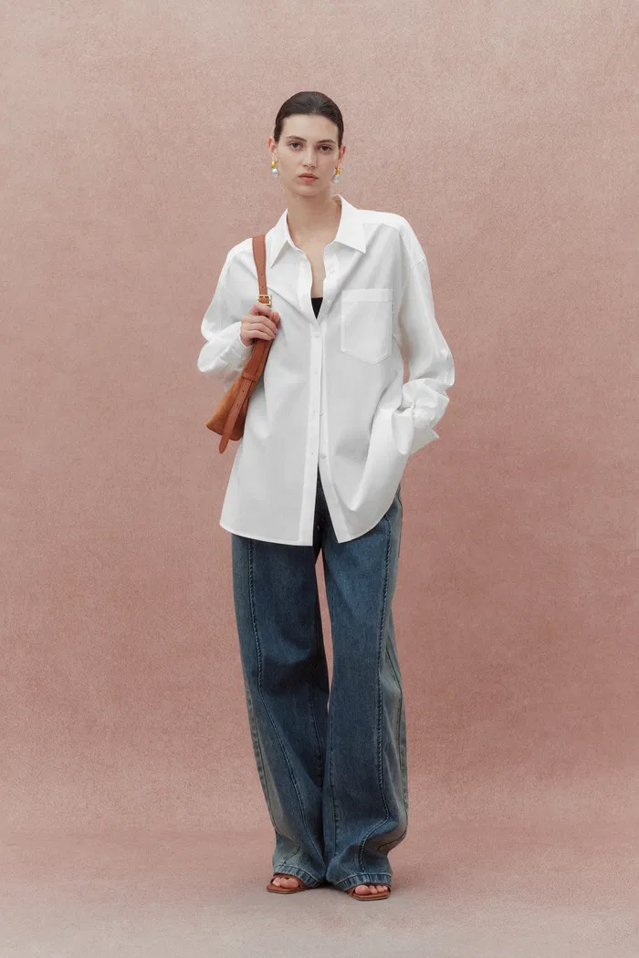 Nicole Oversized Shirt in Cotton Plain Weave - Image 3