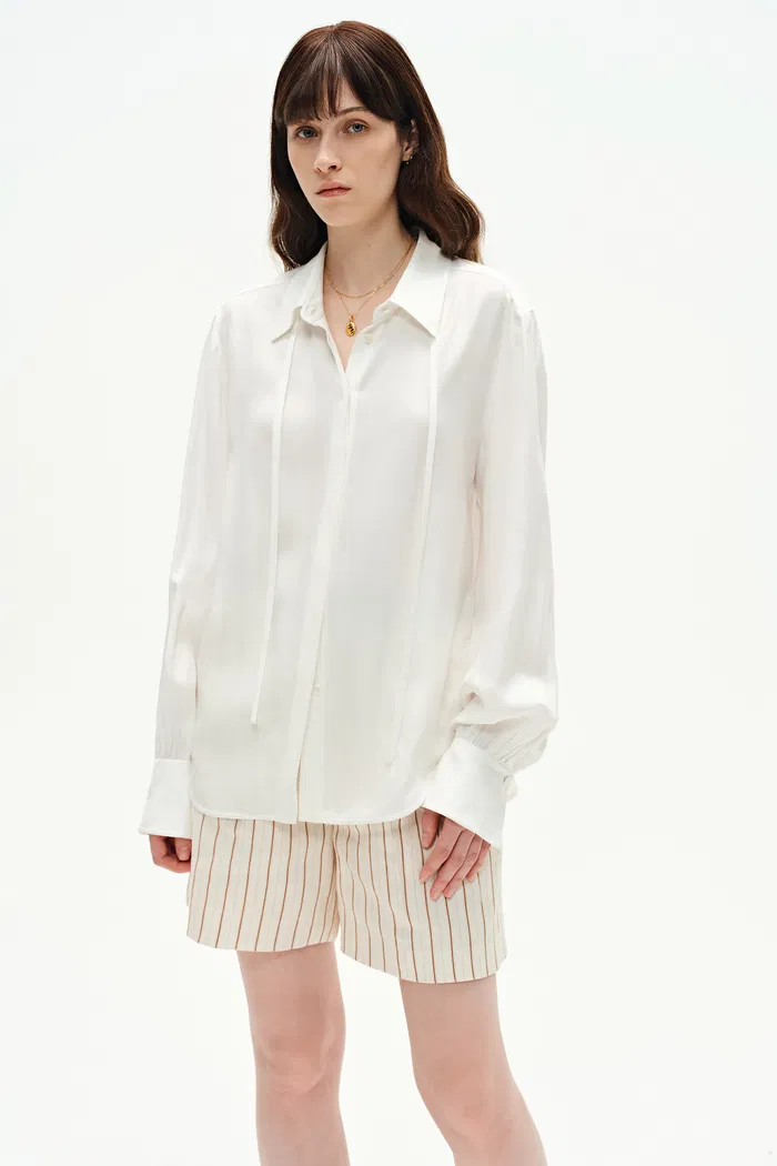 Nicole Tie Neck Shirt in Matte Mulberry Silk Blend - Image 6