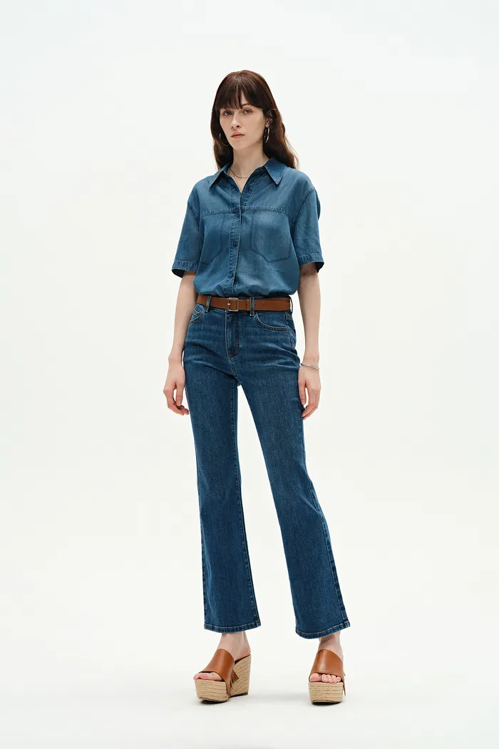 Nora Cropped Flare Jeans in Stretch Denim - Image 5