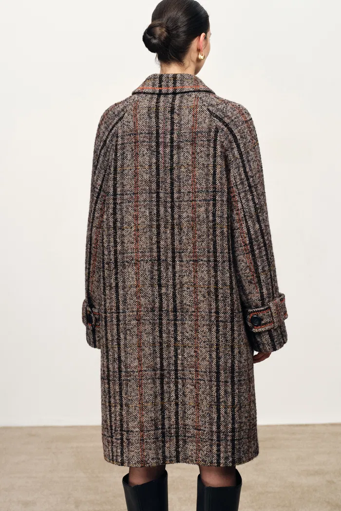 Oakley Check Coat in Merino Wool Tweed - Image 4