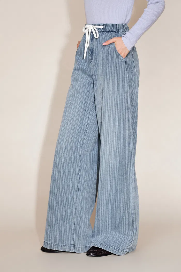 Olive Elastic Waist Straight Jeans in Striped Cotton Denim - Image 4