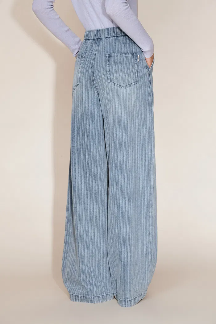 Olive Elastic Waist Straight Jeans in Striped Cotton Denim - Image 5