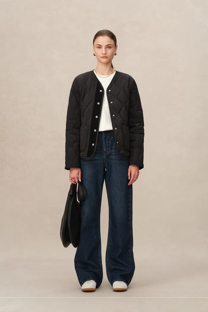 Olivia Black Cropped Lightweight Puffer Jacket in High-Density Water-Repellent Fabric - Image 8