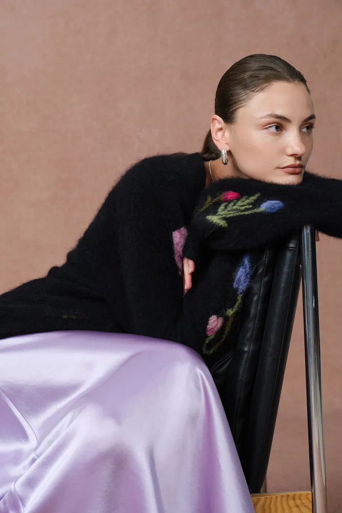 Papaver 3D Floral Embroidered Cardigan in Alpaca Blend Knit - Image 6