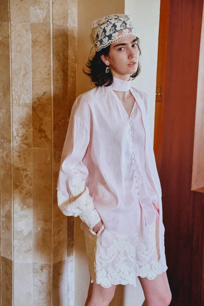 Paz Pink Embroidered Blouse in Silk-Linen Blend - Image 3