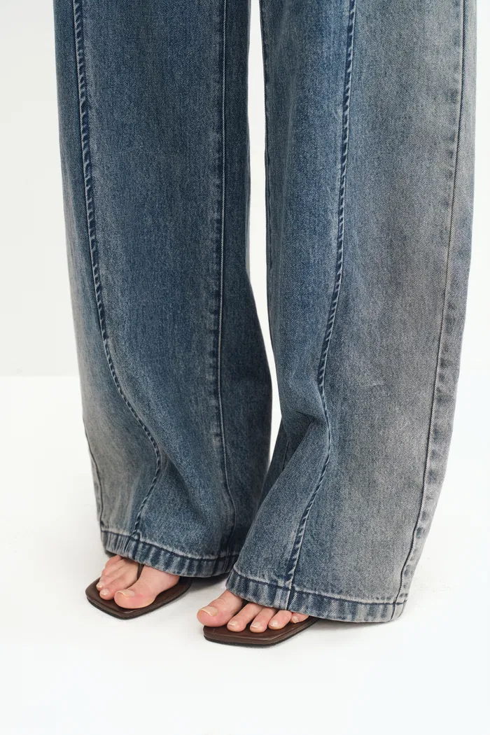 Paz Yellowish Baggy Washed Jeans in Cotton Denim - Image 8