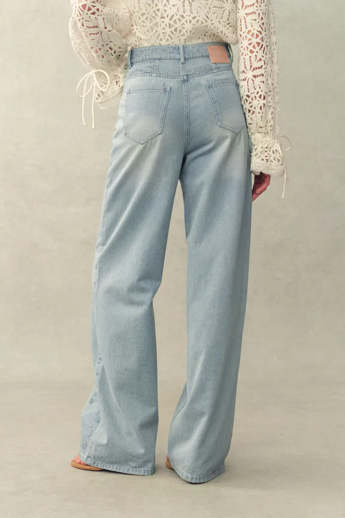 Perla Embossed Flowers Sleeveless Round Neck Top and Jeans Matching Set in Cotton Denim - Image 7