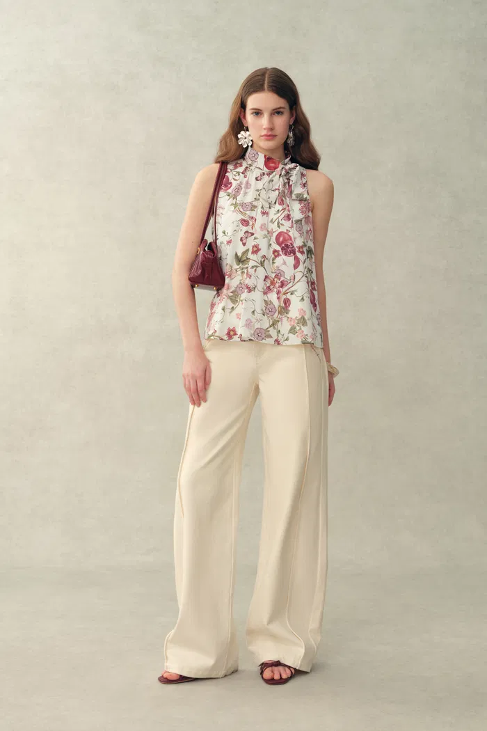 Pernilla Pomegranate Floral Print Tie Neck Blouse in Stretch Silk Double Crepe - Image 3