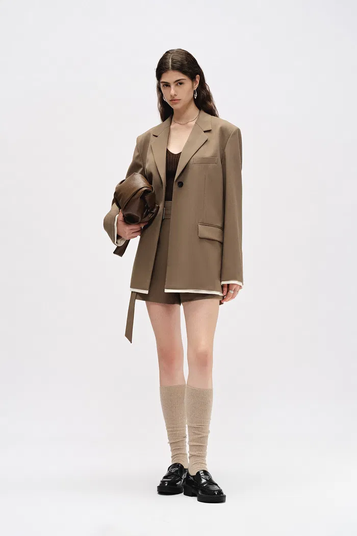 Prevernae Structured Blazer in Fine Wool Blend