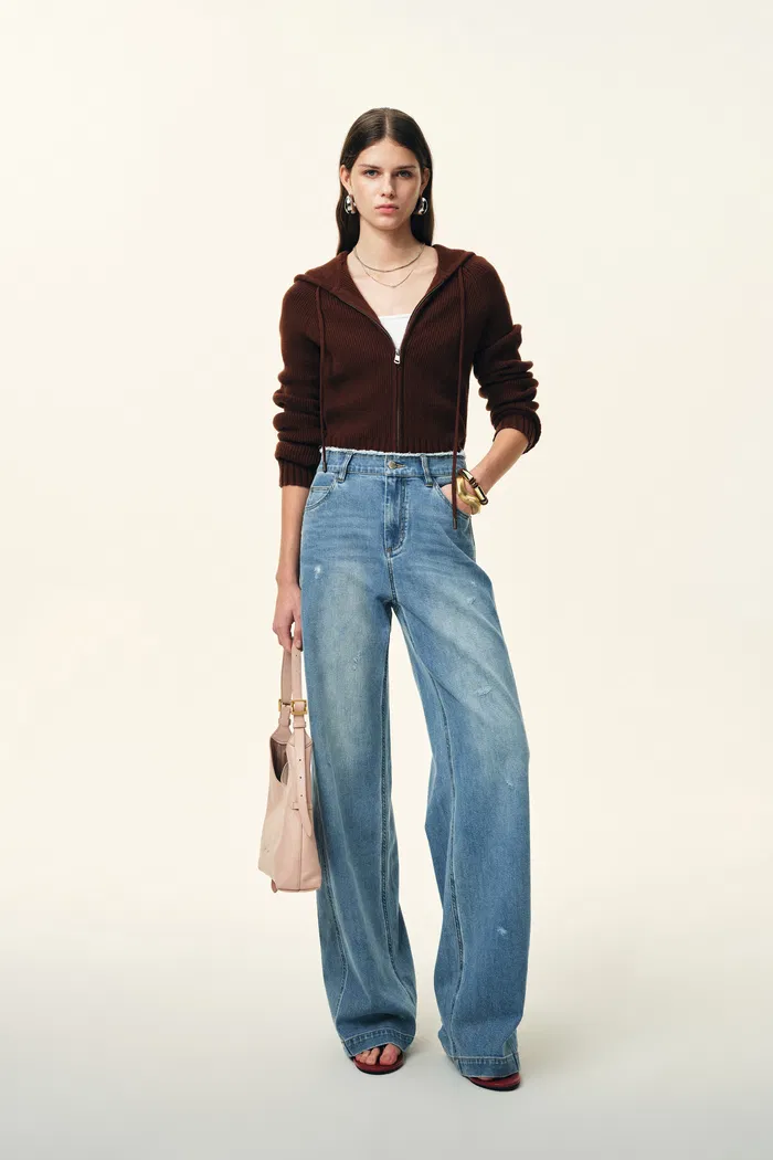 Raven Side Seams Wide Leg Jeans in Lightweight Cotton Denim - Image 2