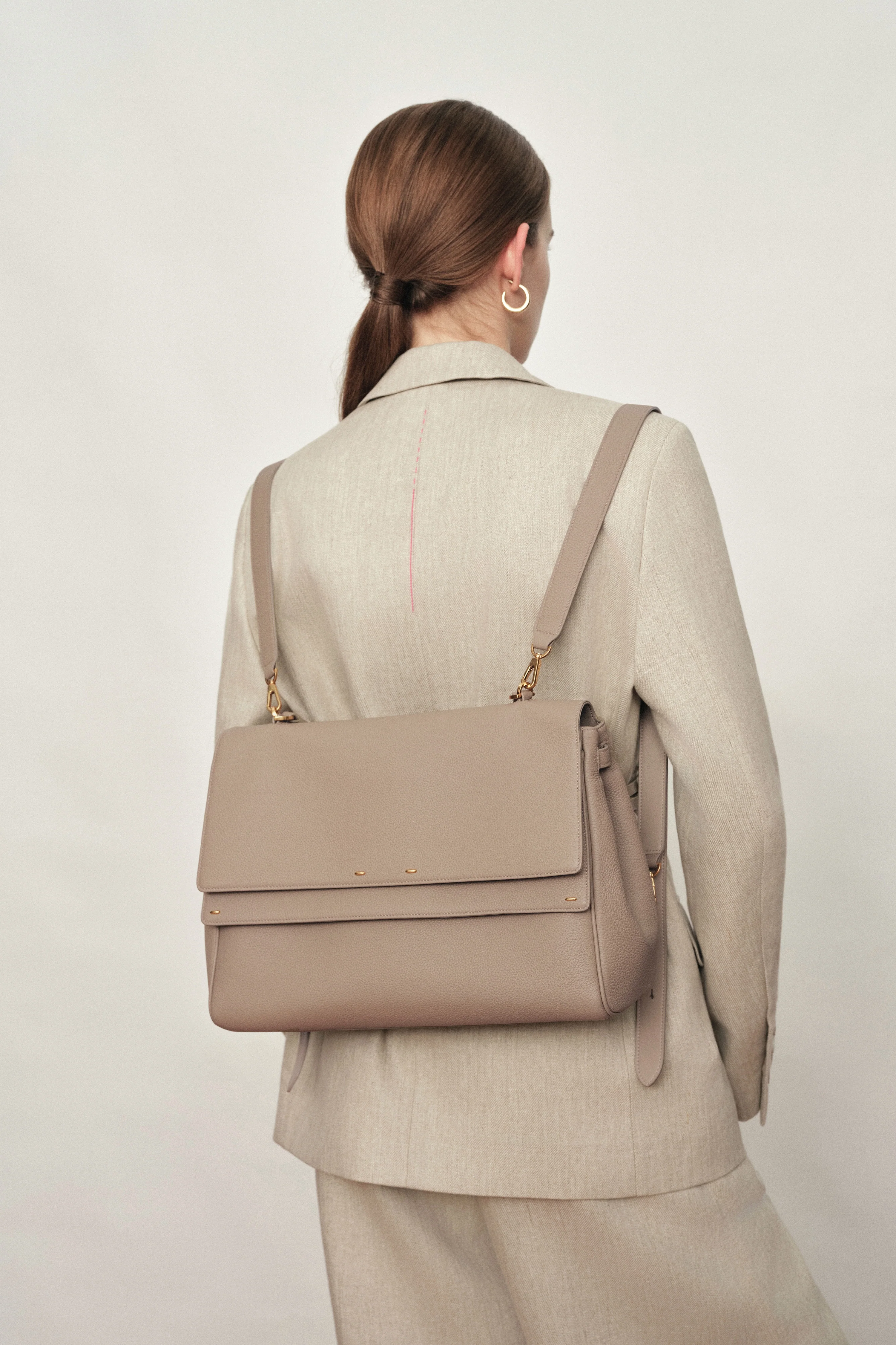 Rialto Double Flap Handbag in Pebble-Grain Top-Grain Cowhide Leather - Image 6
